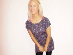 BlondeHexe-hot - blond female webcam at xLoveCam