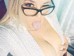 BlondeReine - blond female with  big tits webcam at xLoveCam