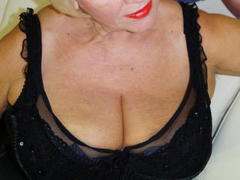 xBlondiebomb - blond female with  big tits webcam at ImLive