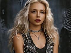 BlueCherry-hot - blond female webcam at xLoveCam