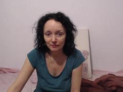 BlueFlowerr from xLoveCam
