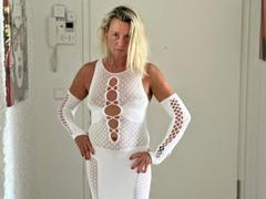 Blueberry-10-hot - blond female webcam at xLoveCam