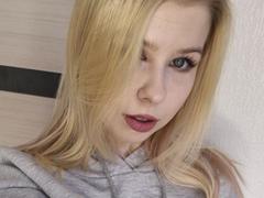 BokMaio - blond female with  big tits webcam at xLoveCam