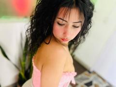 BonnieBloom_ - female with black hair webcam at ImLive