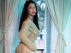 BonnieCarter - female with brown hair and  big tits webcam at xLoveCam