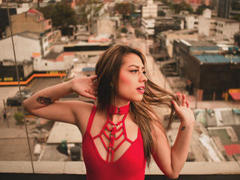 BonnieMillerr - blond female webcam at xLoveCam