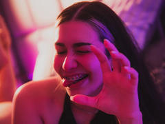 BonieRider - female with brown hair and  big tits webcam at LiveJasmin