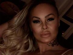 BonnieVonClyde - female with  big tits webcam at LiveJasmin