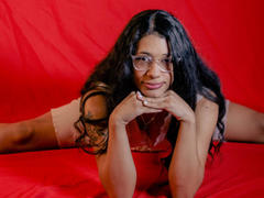 BonnyEbonny - female webcam at xLoveCam