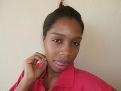 FeeClochette - female with black hair webcam at xLoveCam