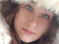 BountyGirl - female with brown hair and  small tits webcam at xLoveCam