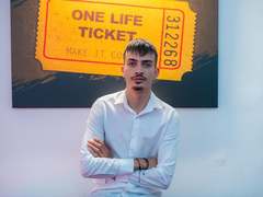 BrandonTate - male webcam at LiveJasmin