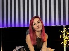 BrandyBloom - female with red hair webcam at xLoveCam