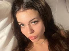 BrandyCrow from xLoveCam