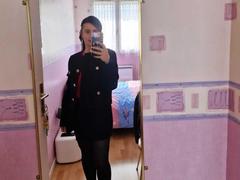 RaisaCantorel - female with brown hair webcam at xLoveCam