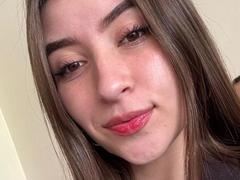 BrendaZambrano - female webcam at xLoveCam