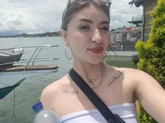 BrendaZambrano - female webcam at xLoveCam