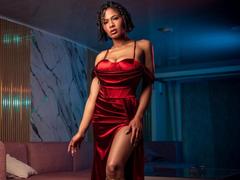 BriahLarson - female with black hair webcam at xLoveCam