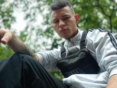BrianThonson - male webcam at LiveJasmin