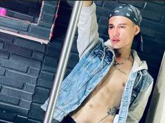BrianThonson - male webcam at LiveJasmin