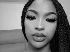 BrianaFoxyBlack from xLoveCam