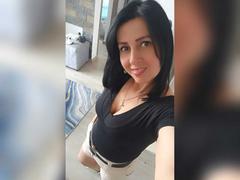 Briananice - female with black hair and  big tits webcam at xLoveCam