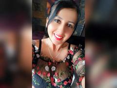 Briananice - female with black hair and  big tits webcam at xLoveCam