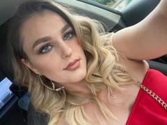 BriannaK from xLoveCam