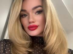 BrightBliss - female webcam at xLoveCam