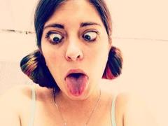 BrightLightz - female with  small tits webcam at xLoveCam