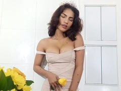 BrithanyEdmons - female with black hair and  big tits webcam at LiveJasmin