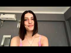 BrittnyEllisa from xLoveCam