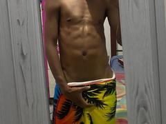 BrownyX from xLoveCam