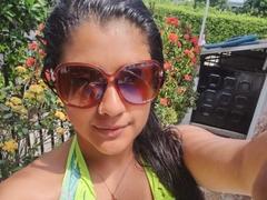 BrunetteLiaSex - female webcam at xLoveCam