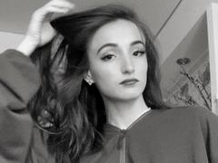 BrunildaSchweppe - female webcam at xLoveCam