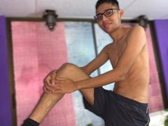 BryanSexxy - male webcam at xLoveCam