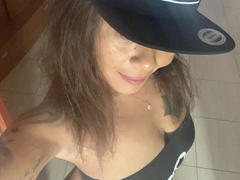 brownsugarheaven-hot - female with brown hair webcam at xLoveCam