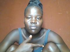 BubblyEve from xLoveCam