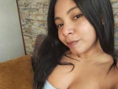 BubisBig - female with brown hair and  big tits webcam at xLoveCam
