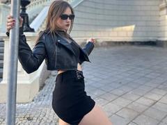 Bubochka - blond female webcam at xLoveCam