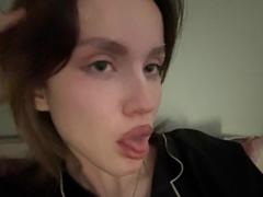 BuenaPontbriand - blond female webcam at xLoveCam