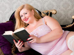 BustyBambina - female with red hair and  big tits webcam at ImLive