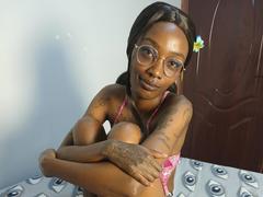 CalinTrois - blond female webcam at xLoveCam