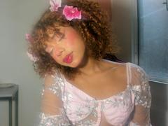 CallieDemon from xLoveCam