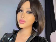 CallieStewart - shemale with black hair webcam at xLoveCam