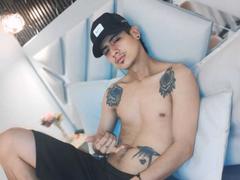 CamerunaAndDamian - shemale with black hair webcam at xLoveCam