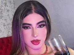 CamiRouxX - blond shemale webcam at xLoveCam