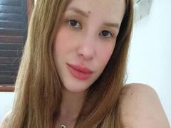 CamilLexxy from xLoveCam