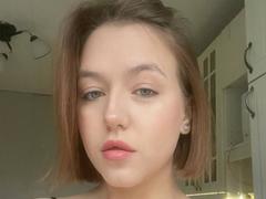 CamilaChristine from xLoveCam