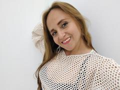 CamilaLux - blond female with  big tits webcam at xLoveCam
